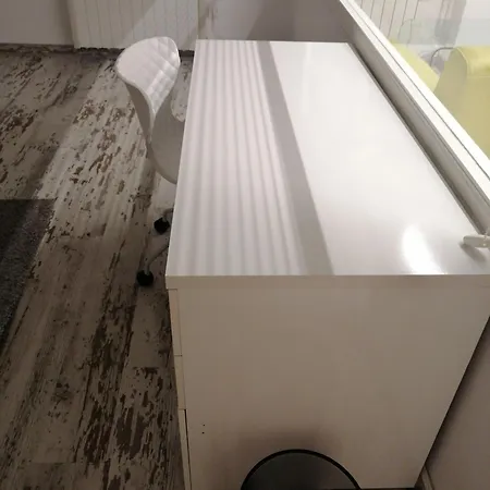 Apartment A Arenal Vigo, Areal Guixar Train, & Netflix *